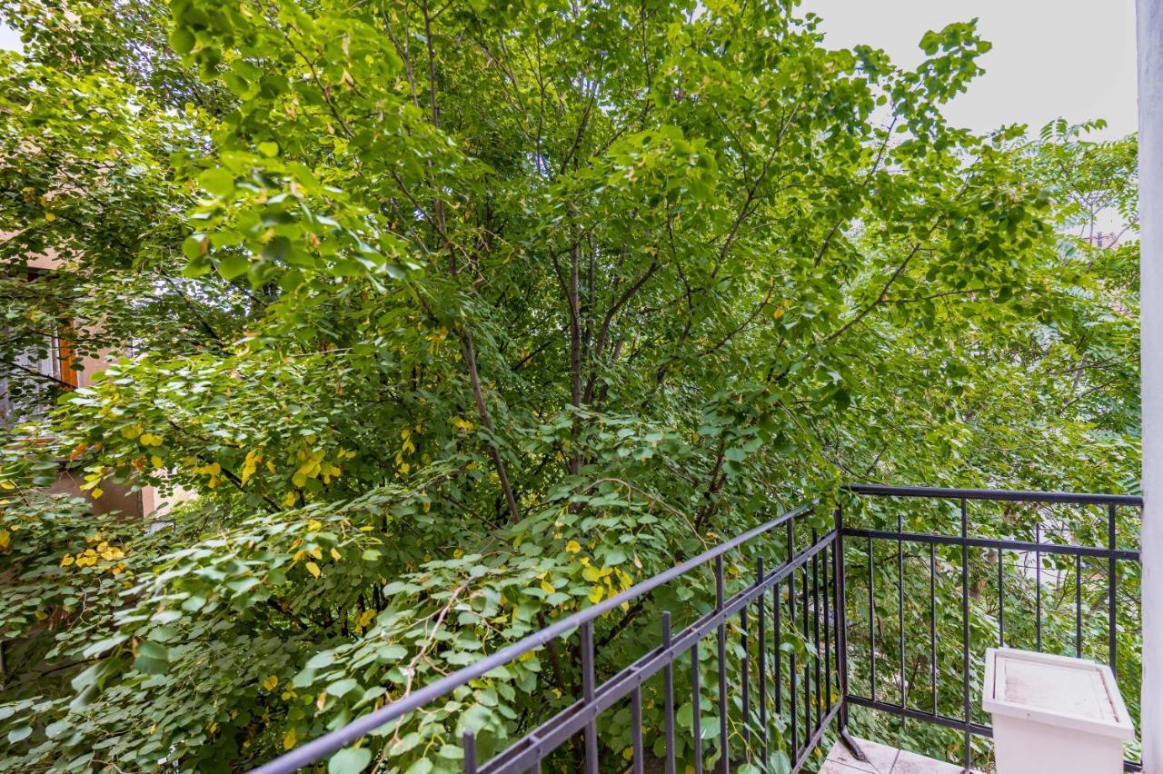 Sofia'S Vintage Gem: Spacious 2Bd Flat On Solunska Apartment Exterior photo